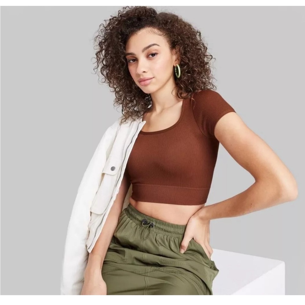 Wild Fable Women’s Mid Brown Ribbed Seamless Crop Short Sleeved Square Neck